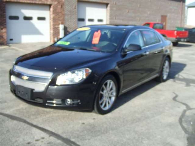 Chevrolet Malibu 2012 photo 2